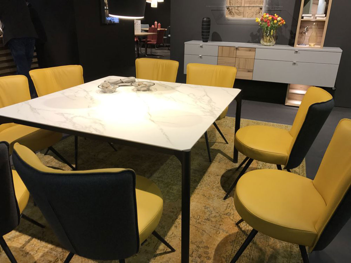 میز نهارخوری زرد در طراحی داخلی